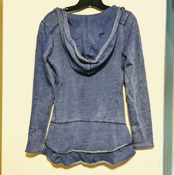 Calvin Klein Performance Sweatshirt - Picture 2 of 3